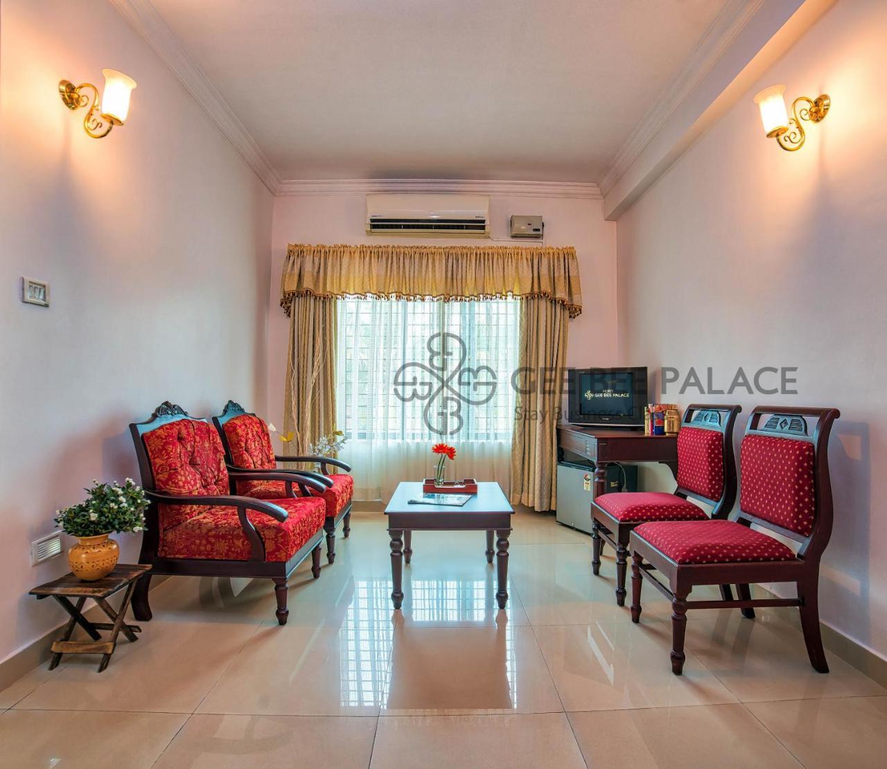 Gee Bee Palace Angamaly Esterno foto